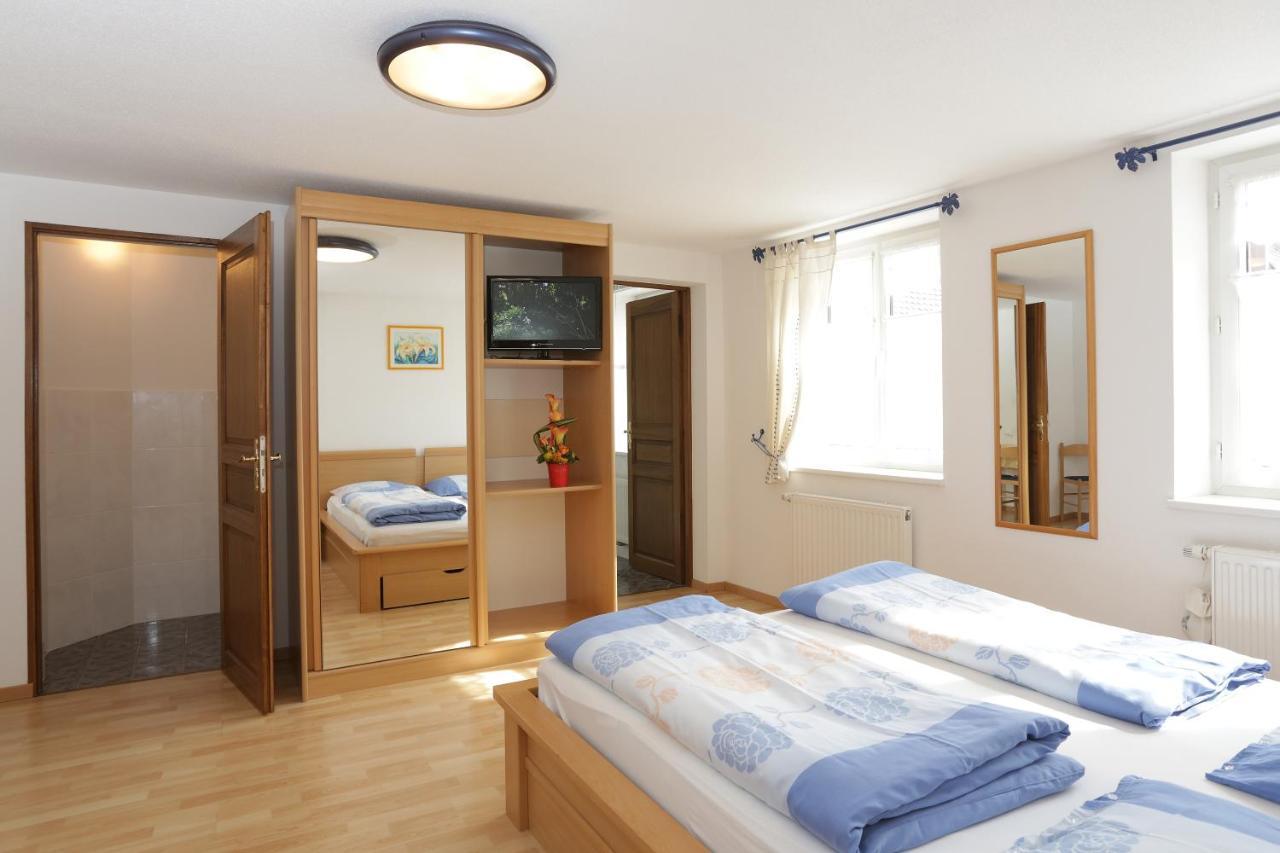 Sylvie Fahrer Et Fils Bed & Breakfast Saint-Hippolyte  Eksteriør bilde